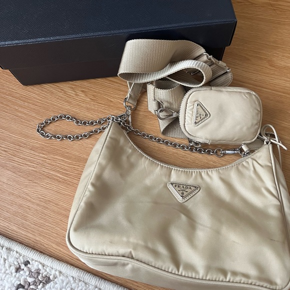 Prada Re-Edition 2005 Re-Nylon bag(beige) - Picture 2 of 14
